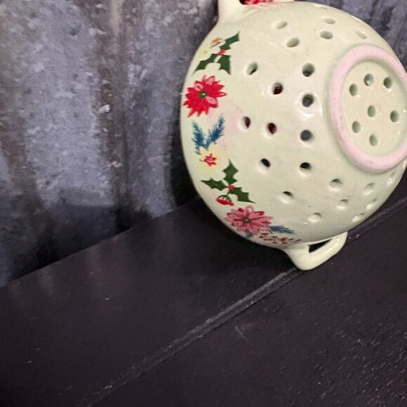 Christmas Kitchen Ornaments Spatulas Mini Colander Mug Hot Cocoa Tree Truck - Picture 4 of 15